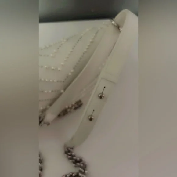 Chanel Boy Pearl medium bag! - Picture 5 of 9